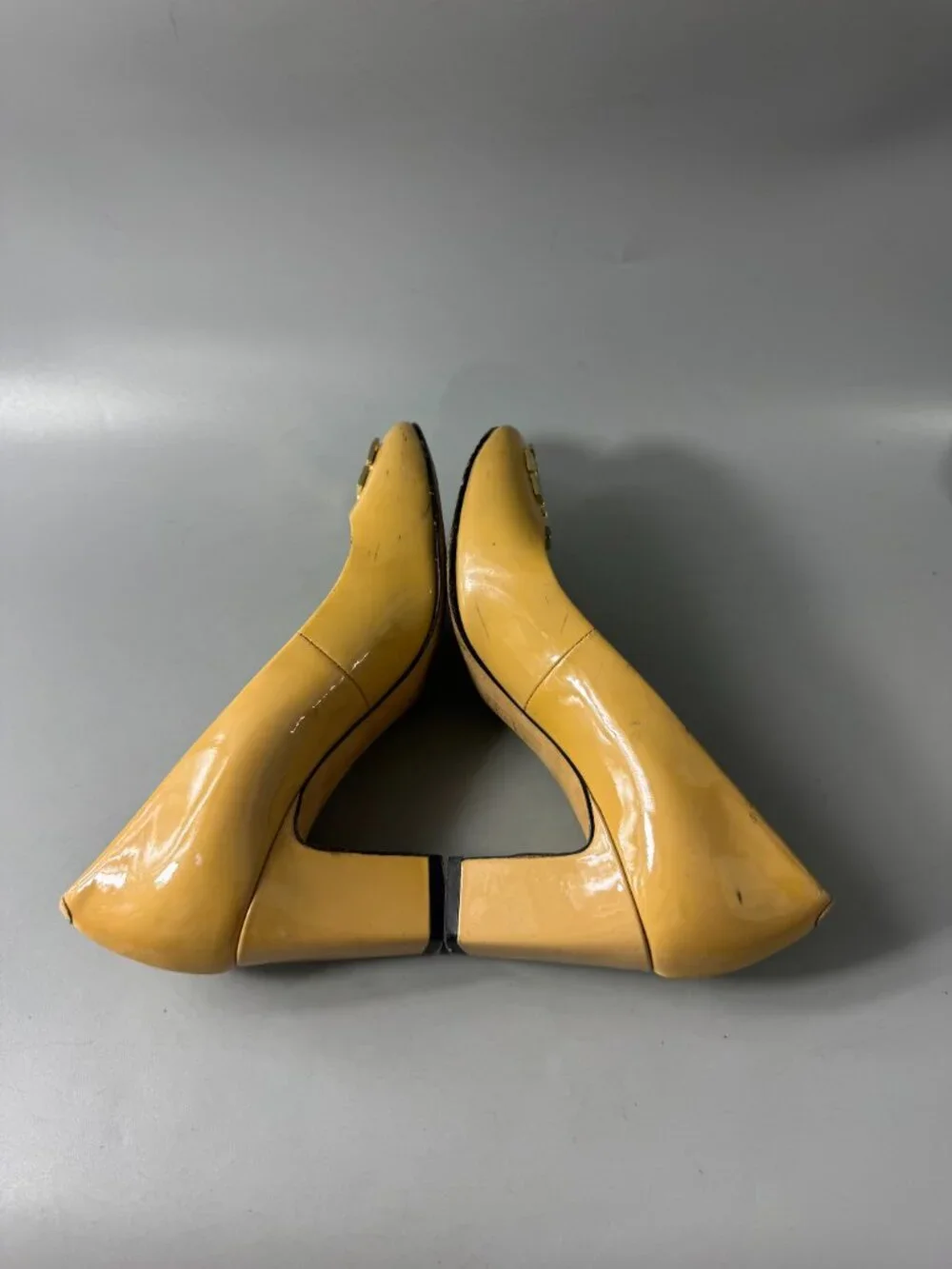 Tory Burch Designer Tan Patent Leather Heel Pumps Size 5 M